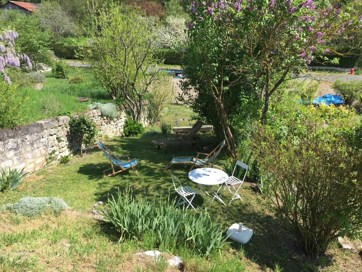 Les Mesanges Bed & Breakfast Bourré Dış mekan fotoğraf